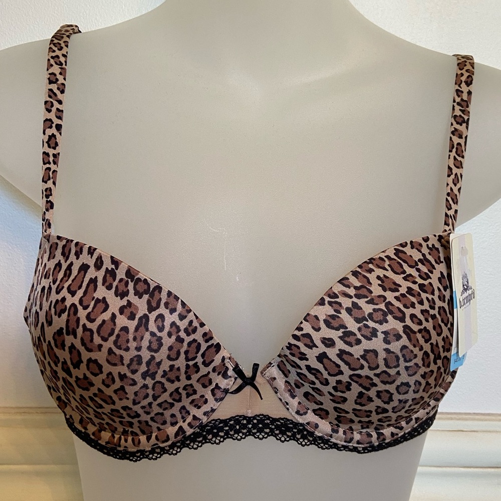 Brand New b.tempt’d bra with tags